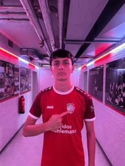 Avatar Bild für Mika Roos