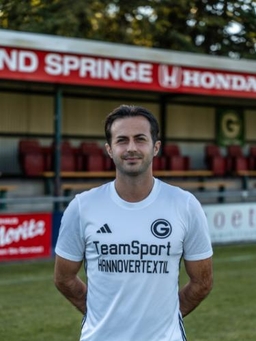 Avatar Bild für Maxim Zvezda