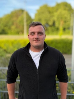 Avatar Bild für Tomek Pascal Vöhl