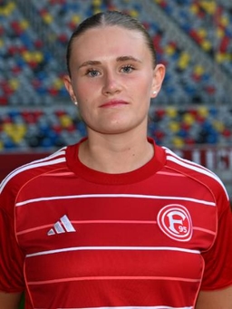 Avatar Bild für Celine-Chantal Harrer