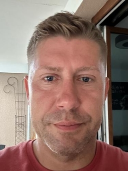 Avatar Bild für Maciej Kawecki