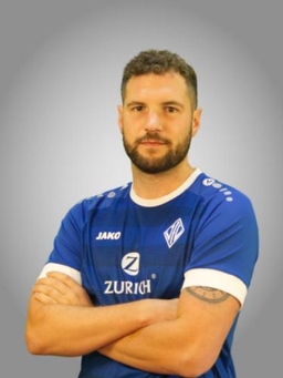 Avatar Bild für Adrian Döbele