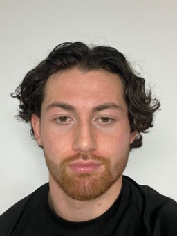 Avatar Bild für Ahmet Oeztuerk