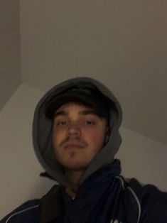 Avatar Bild für Dylon Niklas Daika
