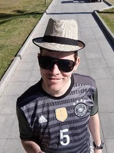 Avatar Bild für AlexanderCott (Fanticker)