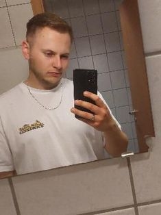Avatar Bild für JuliK0212 (Fanticker)