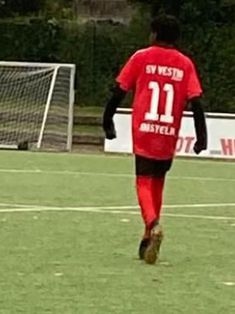 Avatar Bild für Jayson-CyrilleMulweme (Fanticker)